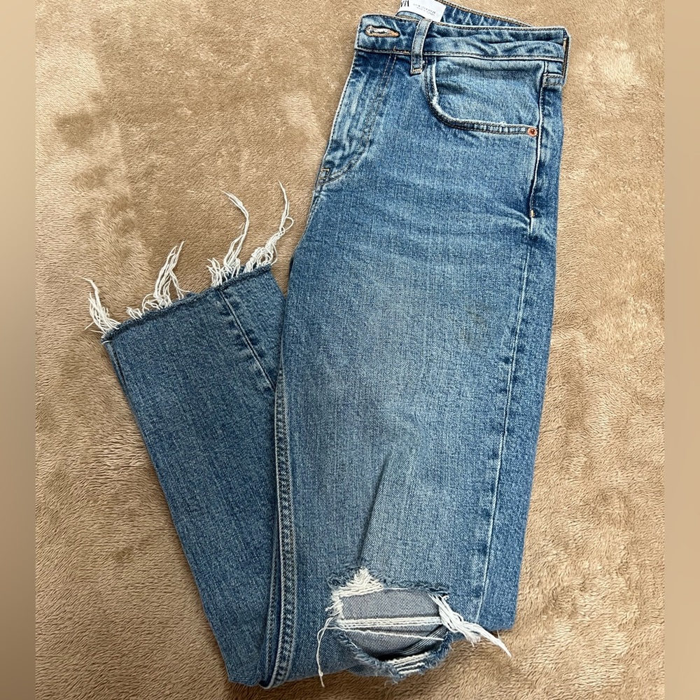 Zara Jeans - Picture 2 of 6